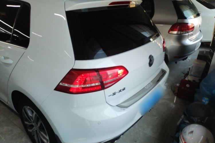 Used Volkswagen Golf 2016 230TSI Automatic Luxury Version
