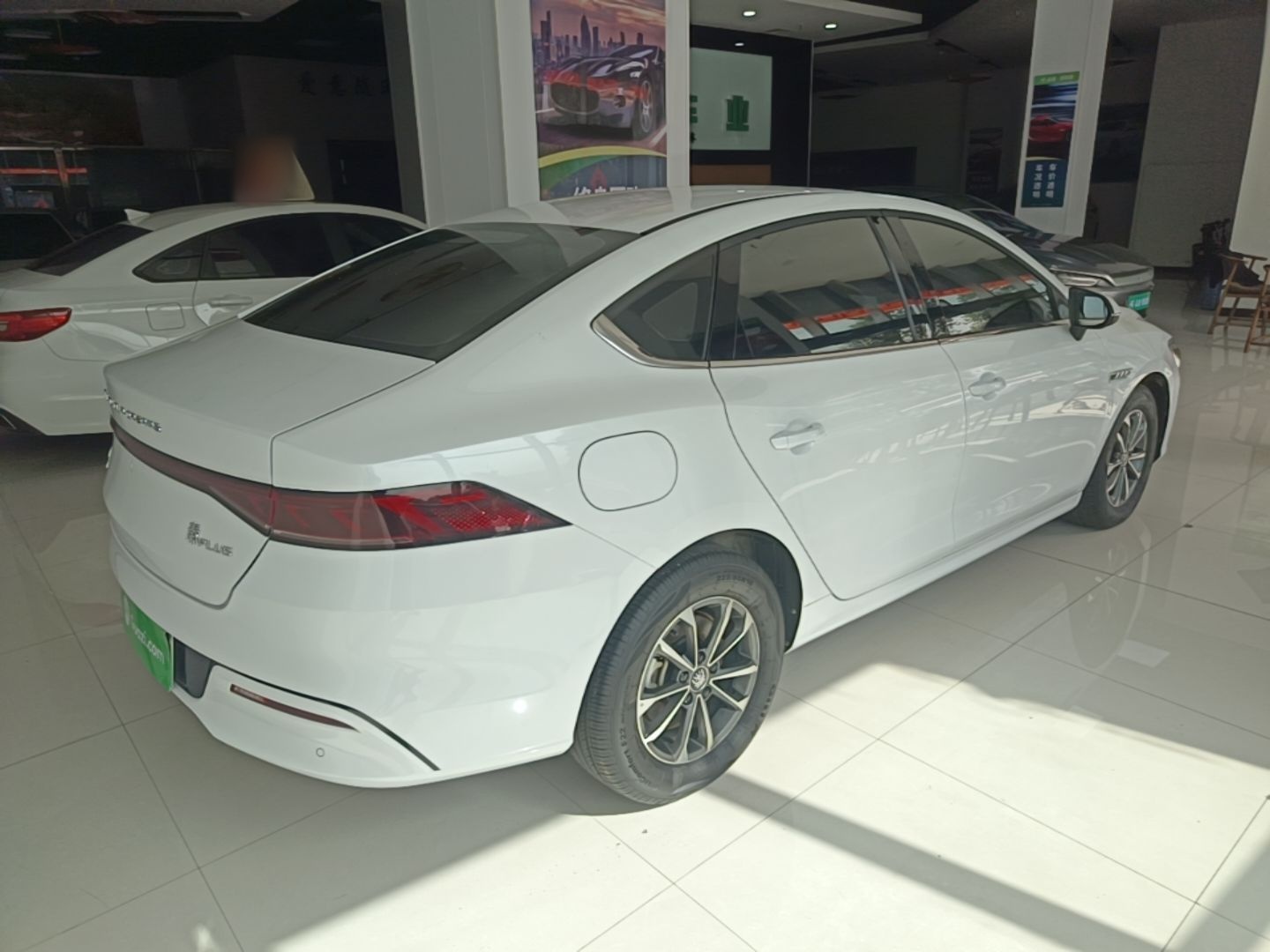 BYD Qin PLUS 2024 HONOR Edition DM-i 55KM Leading Model — снимка 6