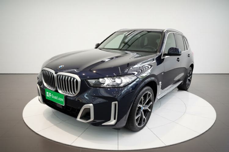 Used BMW X5 2023 xDrive 30Li Luxury M Sport Package