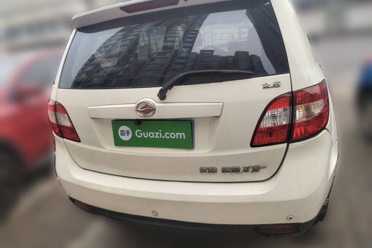 Used Land X8 2009 2.5T Diesel 4x2 Ultra-Luxury Version
