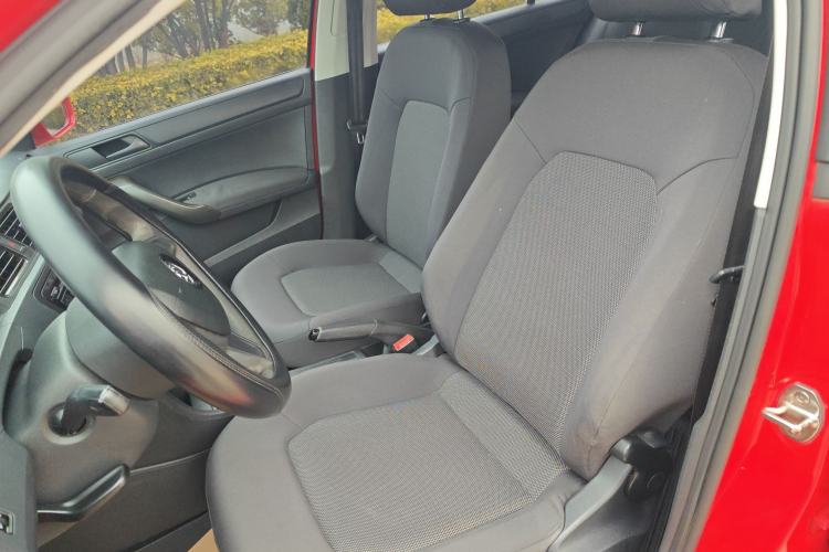 Used Skoda Rapid Spaceback 2016 Revised Version 1.6L Manual Front-Drive Edition