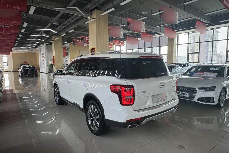 Used GAC Trumpchi GS8 2017 320T Two-Wheel Drive Luxury Smart Connectivity Version (7 Seats) Exterior 3