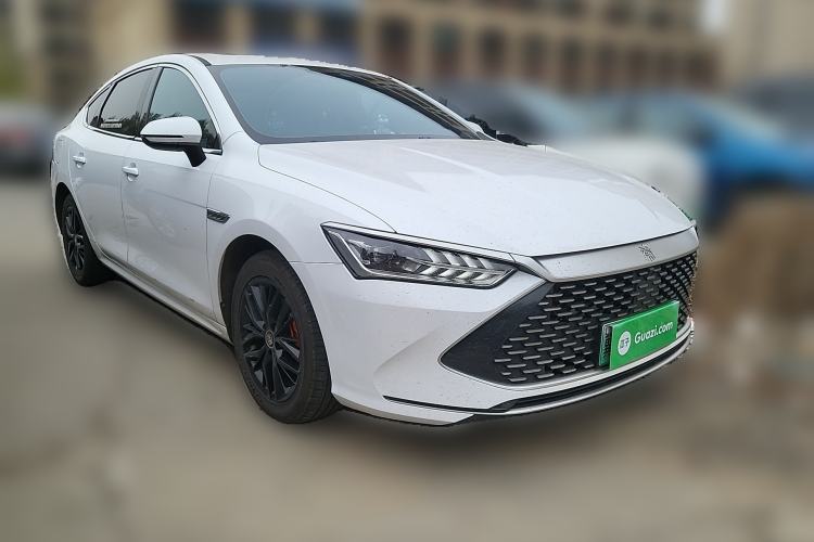 Used BYD Qin PLUS 2021 DM-i 55KM Flagship Model Front Right 45 Deg
