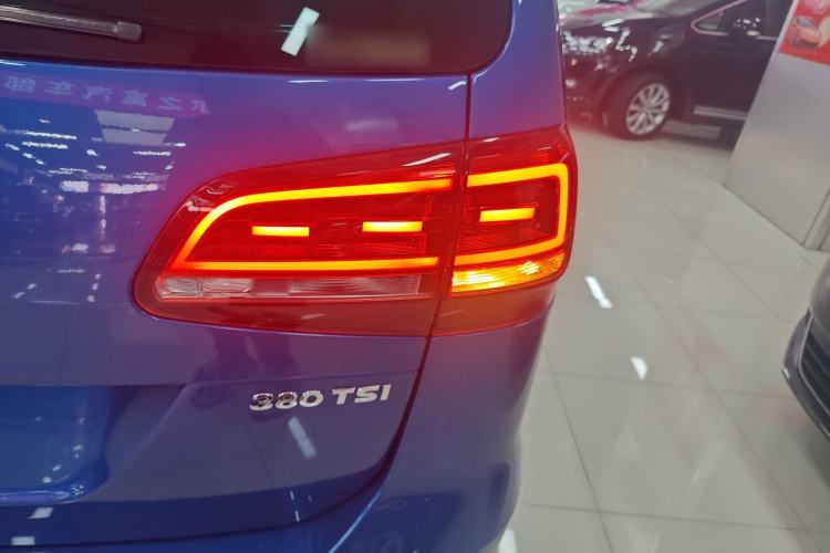 Used Volkswagen Sharan 2018 Revised Version 380TSI Comfort Edition 7-Seater