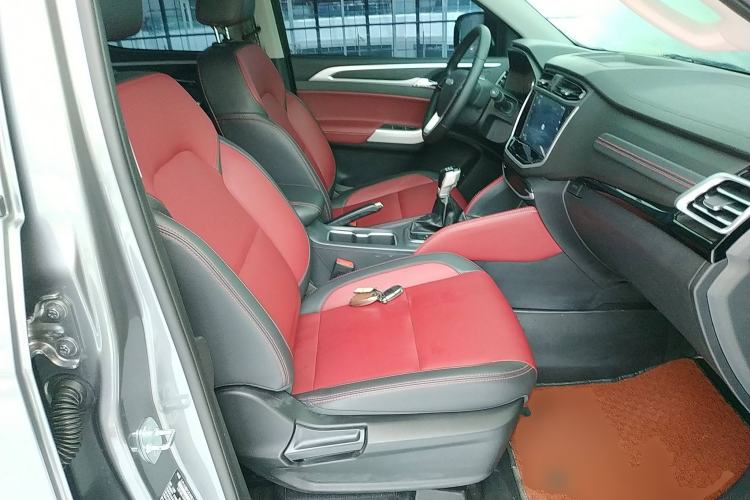 Used SAIC MAXUS Xingji 2023 Starry L 2.0T Diesel Manual 4x4 Elite Edition Long Bed