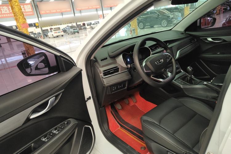 Used Geely Auto Emgrand 2021 UP 1.5L Manual Luxury Model