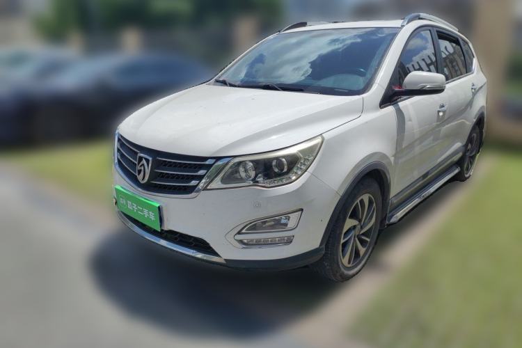 Used Baojun 560 2015 1.8L manual luxury version Guazi used car, China used car export, Used car for sale, Used Baojun cars, Cheapest cars for sale