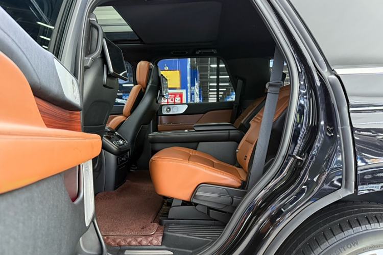 Used Lincoln Navigator 2019 3.5T Prestige Version China VI Standard