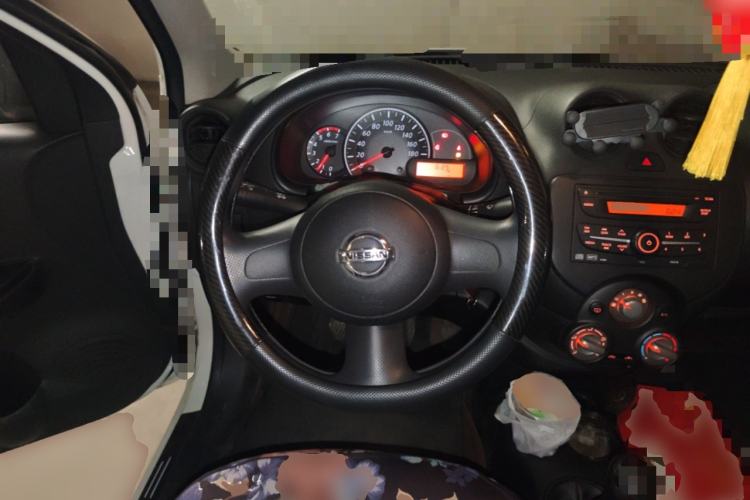 Used Nissan March 2015 1.2L Manual Easy-Enjoy Version
