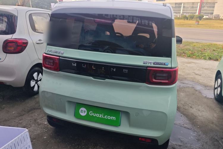 Used Wuling Hongguang MINIEV 2022 Macaron Premium Model – Lithium Iron Phosphate
