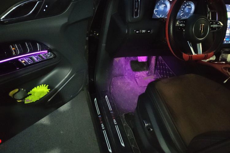 Used Hongqi HS3 2023 1.5T Two-Wheel Drive Shanwei Edition Driver Seat