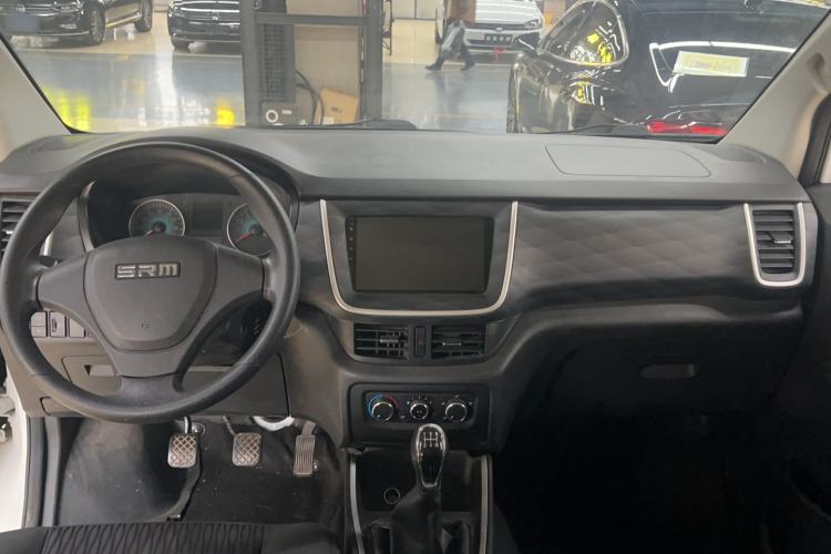 Used Jinbei Gold Hiace M Classic 2024 1.5L Engineering Lion Passenger Vehicle 6 Seats