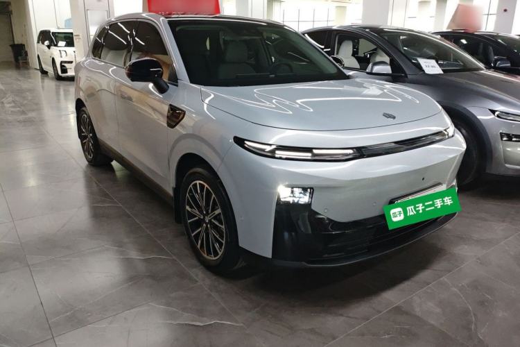 Used Leapmotor B10 2025 510 Joyful Edition Front Right 45 Deg