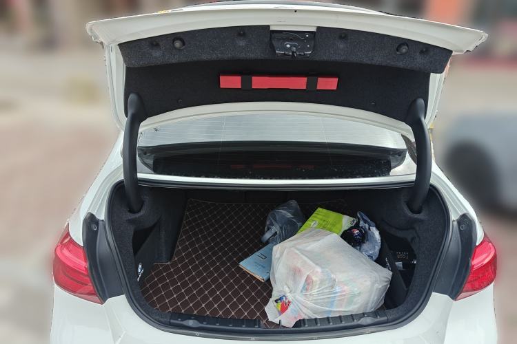 Used BMW 3 Series 2019 320Li M Sport Package Trunk