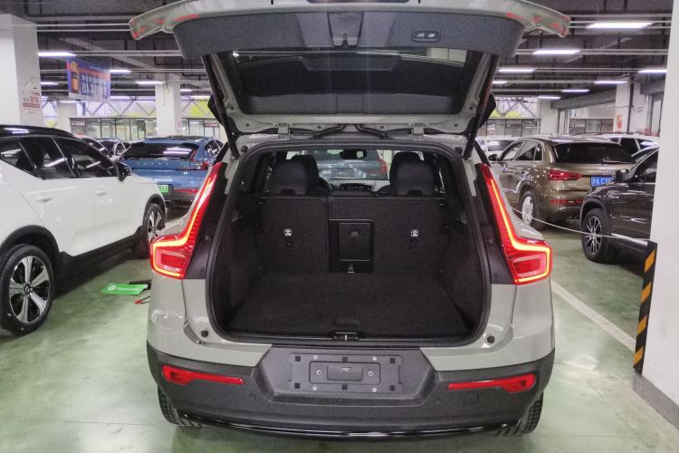 Used Volvo XC40 New Energy 2024 Long-Range PRO Version
