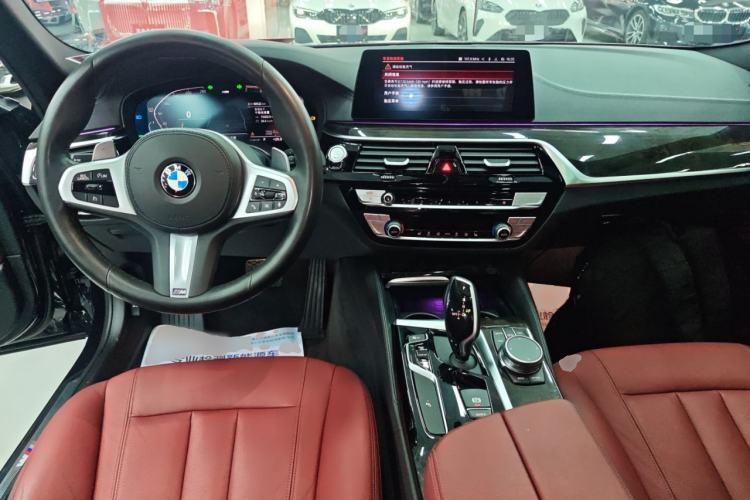 Used BMW 5 Series 2020 530Li Leading Model M Sport Package Center Console