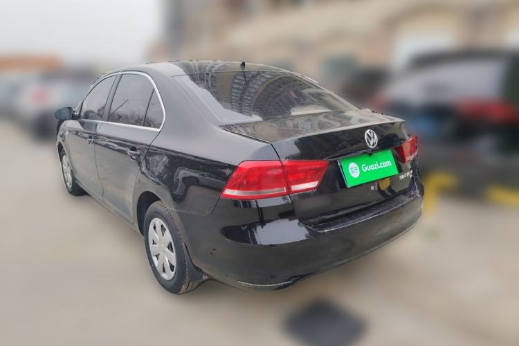 Used Volkswagen Santana 2015 1.6L Manual Fashion Edition
