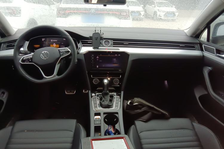 Used Volkswagen Magotan 2025 Zhongxiang Version 280TSI DSG Comfort Edition
