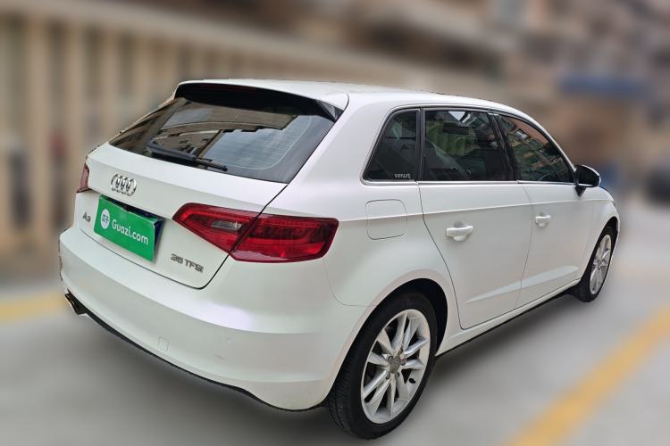 Used Audi A3 2014 Sportback 35 TFSI Automatic Comfort Model
