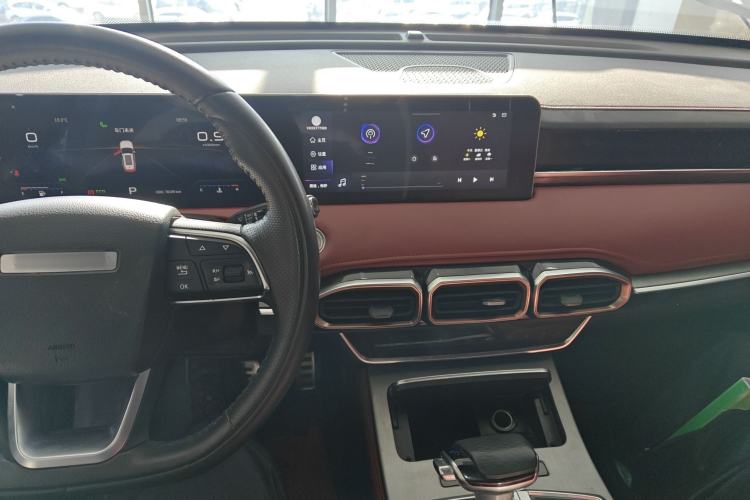 Used JETOUR X70 PLUS 2022 1.5T CVT Mountain 7-Seater