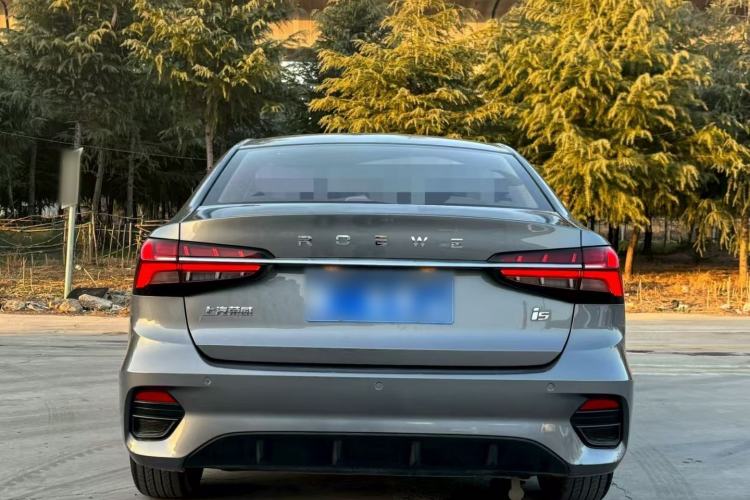 Used Roewe i5 2021 1.5L Manual Platinum Edition
