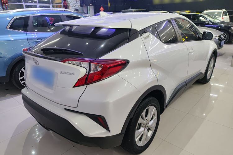 Used Toyota IZOA 2022 2.0L Yixing Version