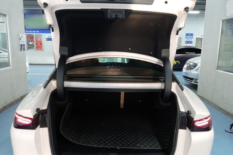 Used ARCFOX Alpha S5 2024 650ULTRA 390kW
