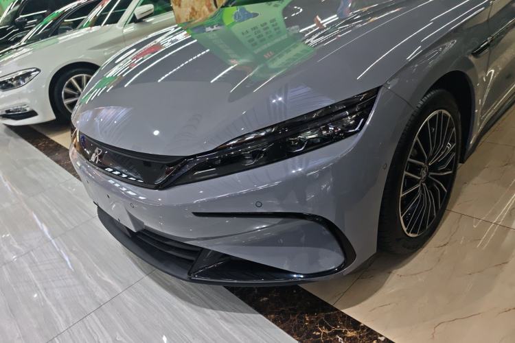 Used BYD Han 2025 DM-i Intelligent Driving Edition 125KM LiDAR Flagship Model
