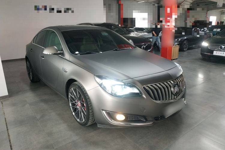 Used Buick Regal 2015 2.0L Elite Fashion Edition Front Right 45 Deg