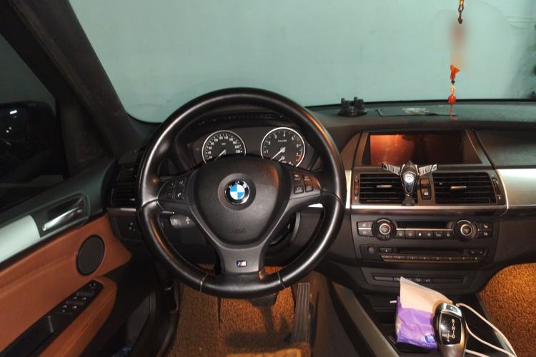 Used BMW X5 2011 xDrive35i M Sport model
