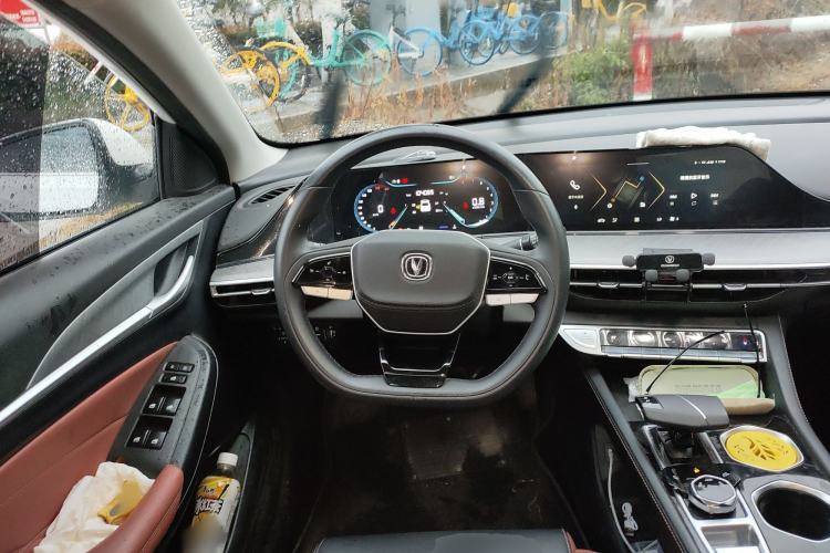 Used Changan Eado 2023 Changan Edition PLUS Blue Whale NE 1.4T GDI DCT Prestige Version
