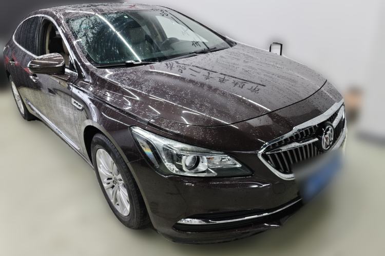 Used Buick LaCrosse 2016 20T Leading Model Front Right 45 Deg