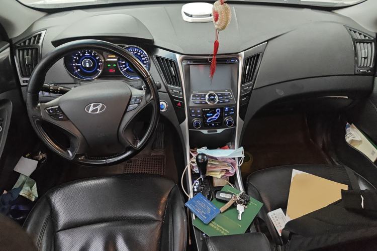 Used Hyundai Sonata 2013 2.4L Automatic Luxury Version China IV Standard
