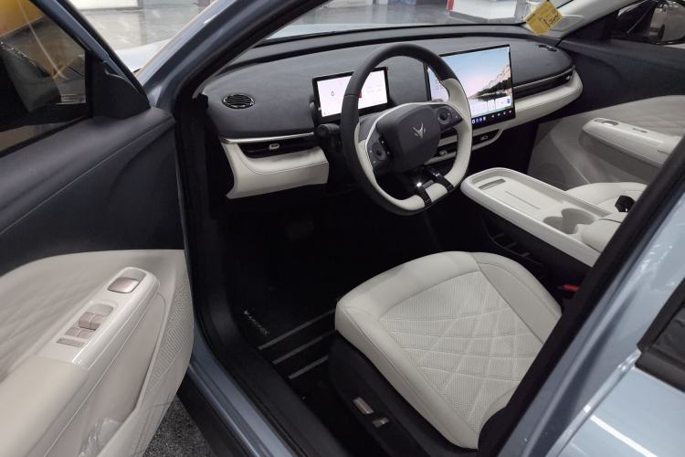 Used ARCFOX T1 2025 Model 425 PLUS