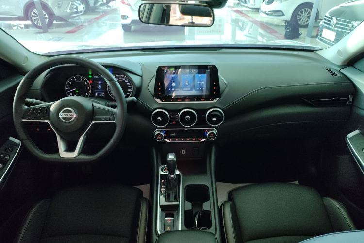 Used Nissan Sylphy 2022 1.6L XL CVT Enjoyment Edition Center Console