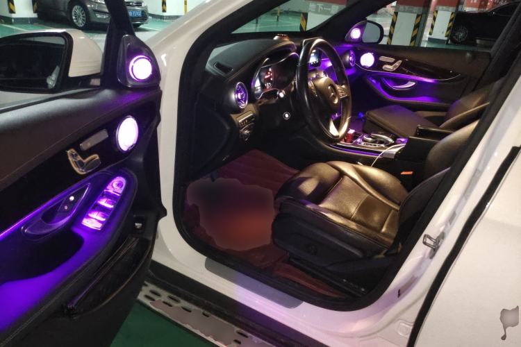 Used Mercedes-Benz GLC 2017 GLC 260 4MATIC Luxury Model