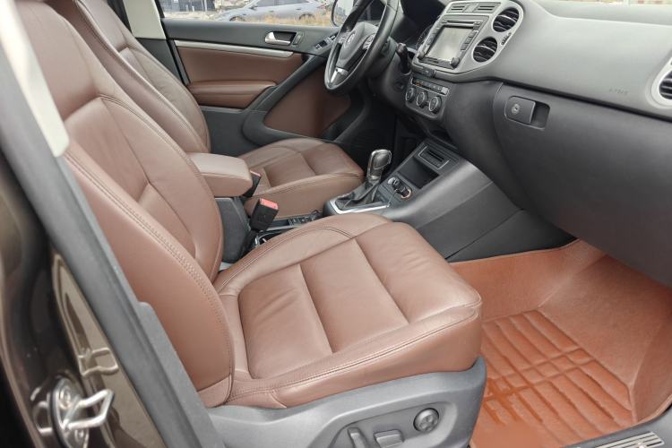 Used Volkswagen Tiguan L 2015 1.8TSI Automatic All-Wheel-Drive Luxury Model