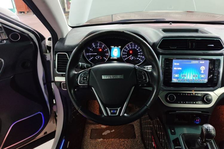 Used Haval H6 Coupe 2015 Blue Label 2.0T Manual Two-Wheel-Drive Elite Model