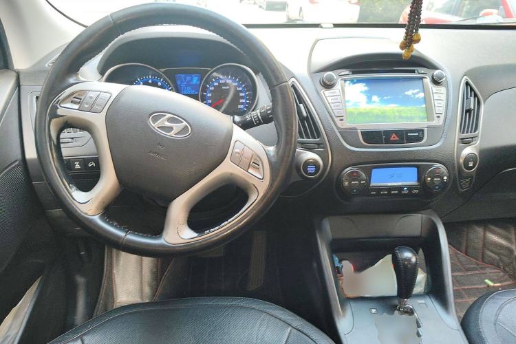 Used Hyundai ix35 2012 2.0L Automatic 4x4 Prestige Edition GLS
