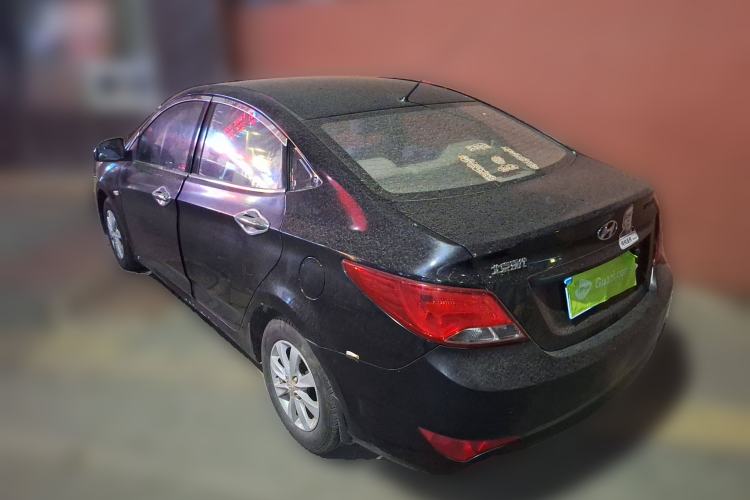 Used Hyundai Verna (older generation) 2014 1.4L Manual Smart GLS Trim
