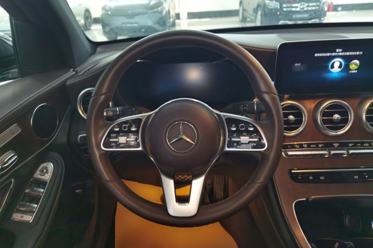 Used Mercedes-Benz GLC 2020 Facelift GLC 300 L 4MATIC Dynamic Edition