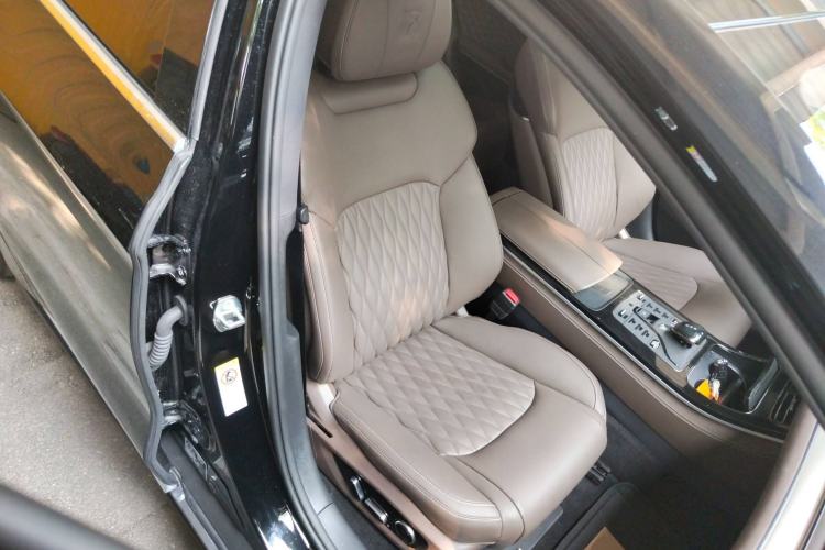 Used BYD Han 2024 EV Glory Edition 506KM Front-Wheel-Drive Premium Model