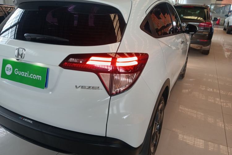 Used Honda Vezel 2017 1.8L CVT Front-Wheel Drive Pioneer Edition Right Rear Taillight