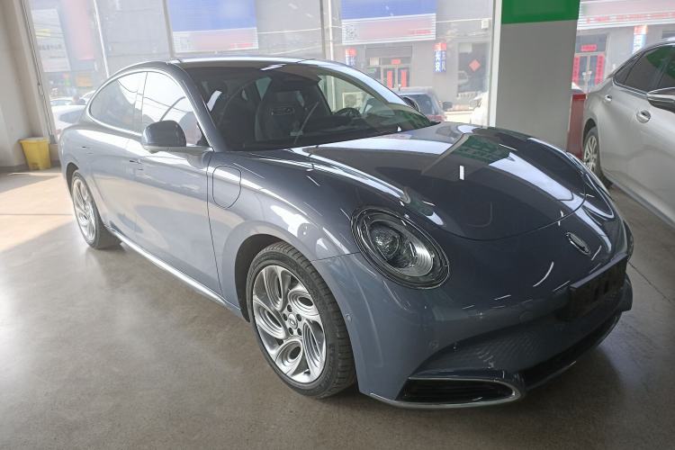 Used ORA Lightning Cat 2022 555 km Luxury Edition