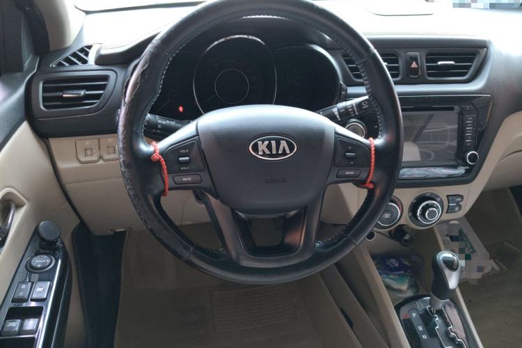 Used Kia K2 2012 Sedan 1.6L Automatic Transmission Premium Commemorative Edition Steering Wheel