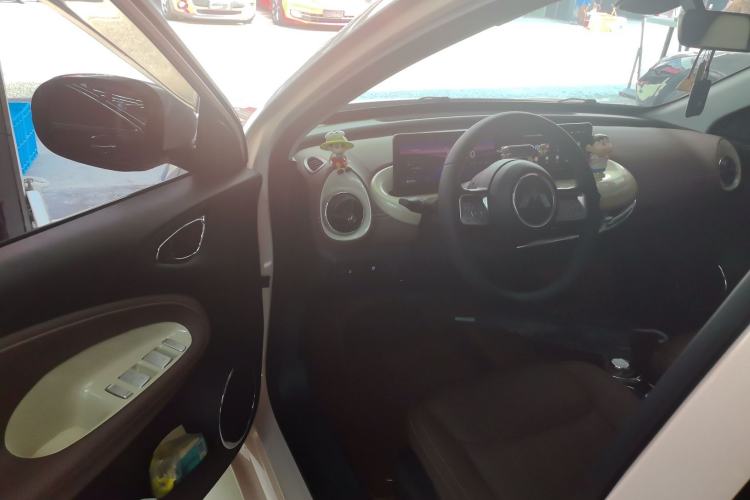 Used Wuling Bingo 2023 410 km Lingxi Deluxe Edition
