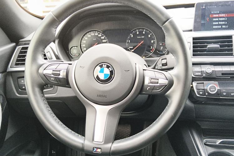 Used BMW 3 Series GT 2020 320i M Sport Package Steering Wheel