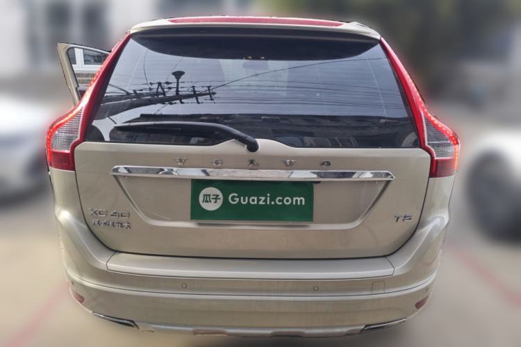 Used Volvo XC60 2017 T5 Smart Upgrade Edition
