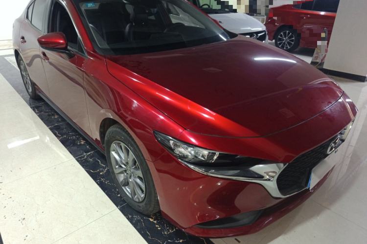 Used Mazda 3 Axela 2020 1.5L Automatic Luxury Version
