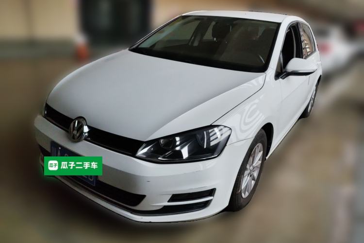 Used Volkswagen Golf 2015 1.6L Manual Fashion Edition